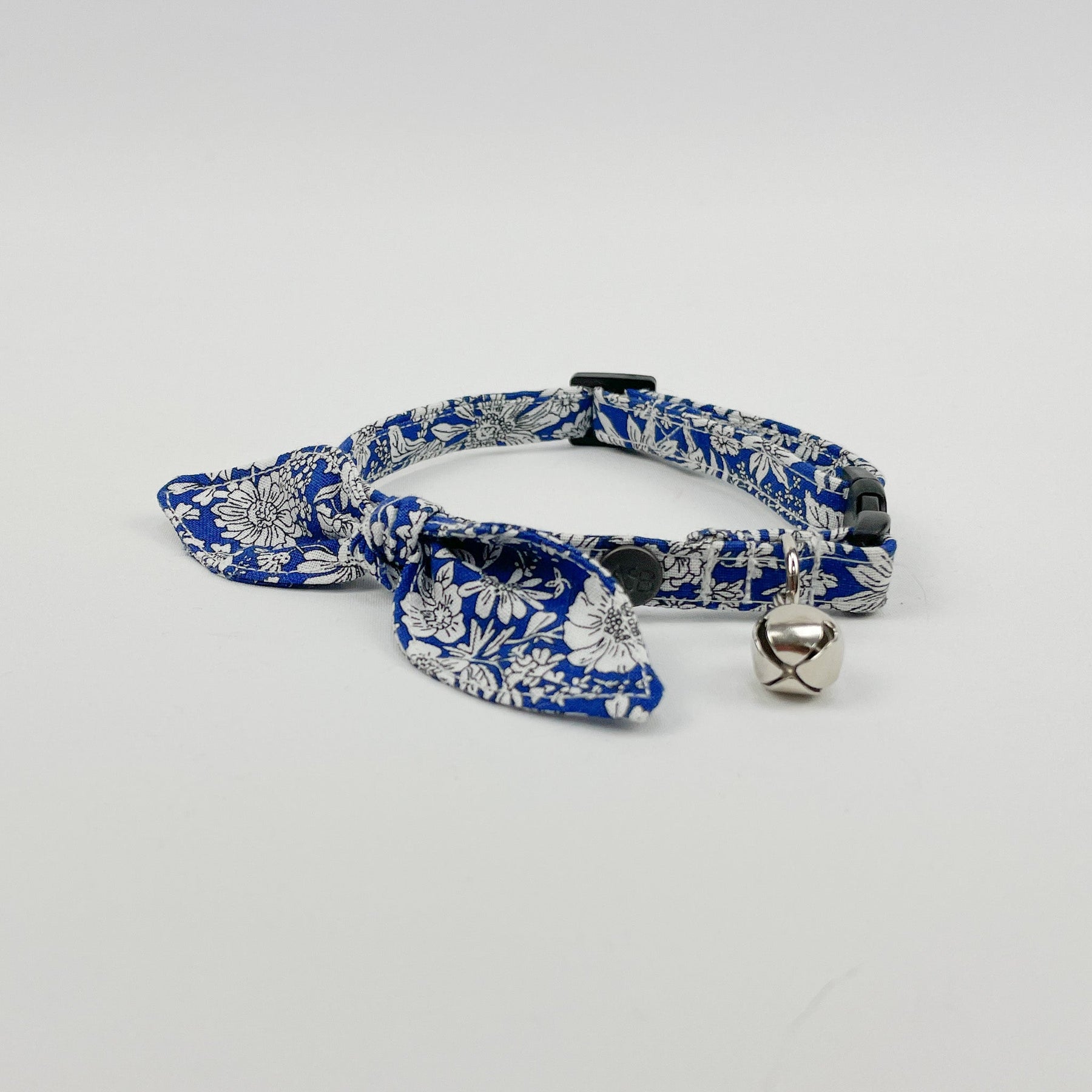 LV Inspired Print Cat Collar Duo with Blue – ComfortforCreatures