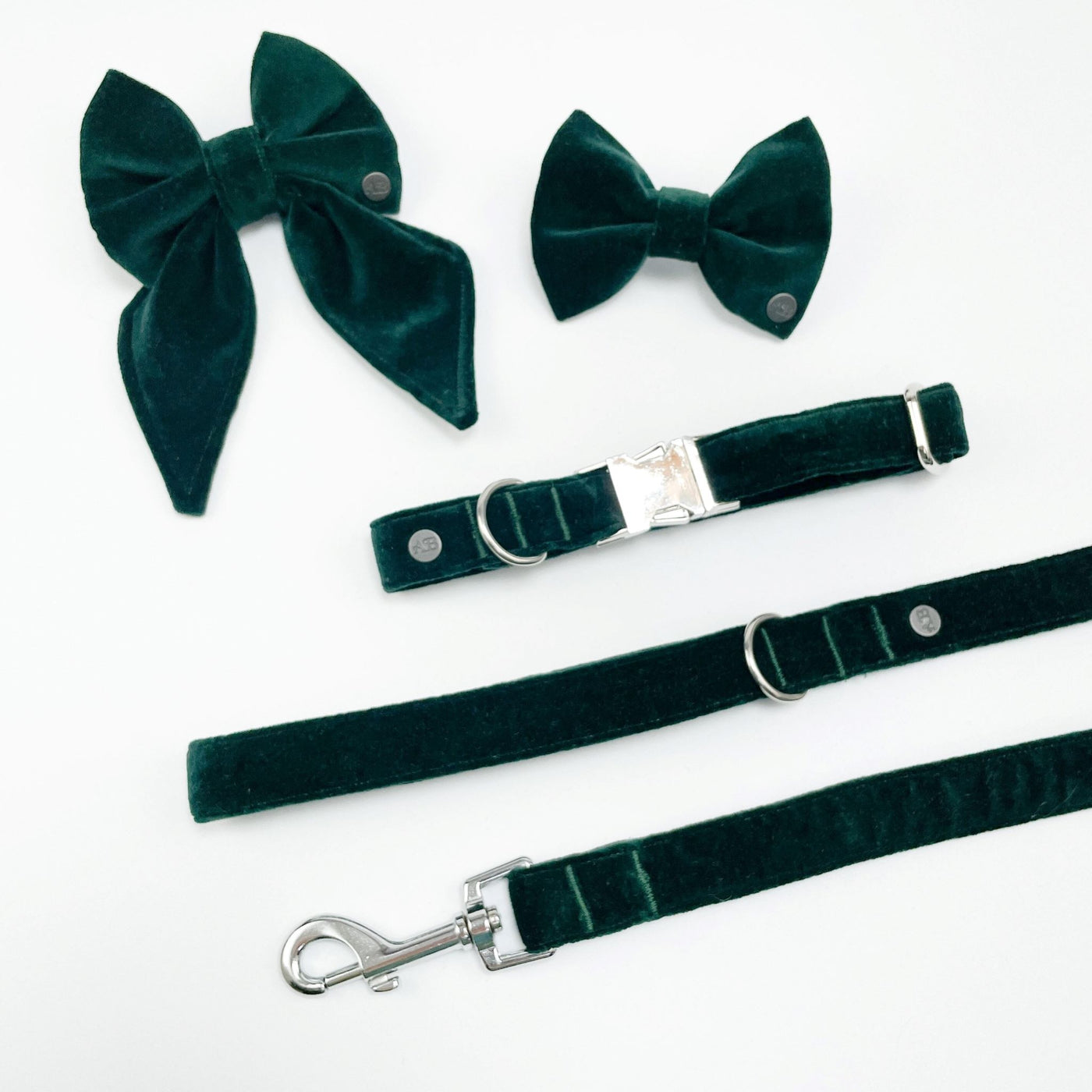 Luxury Emerald Green Velvet Dog Lead and matching accessories sold separately. 