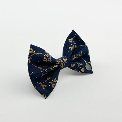 Navy mistletoe bow tie