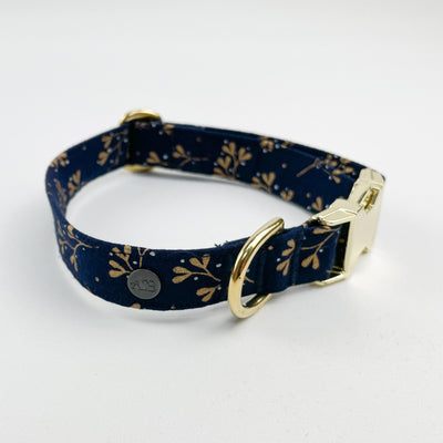 Navy mistletoe dog collar