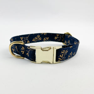 Navy mistletoe dog collar