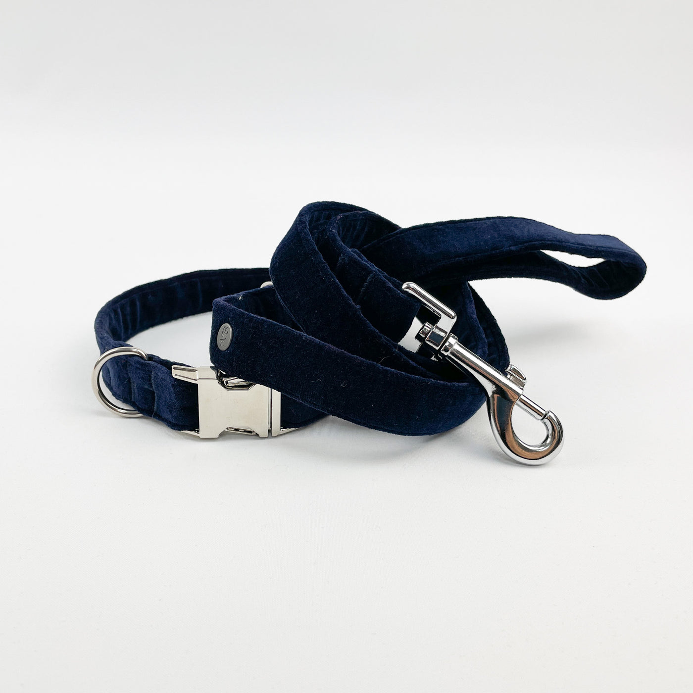 Navy velvet dog lead and collar