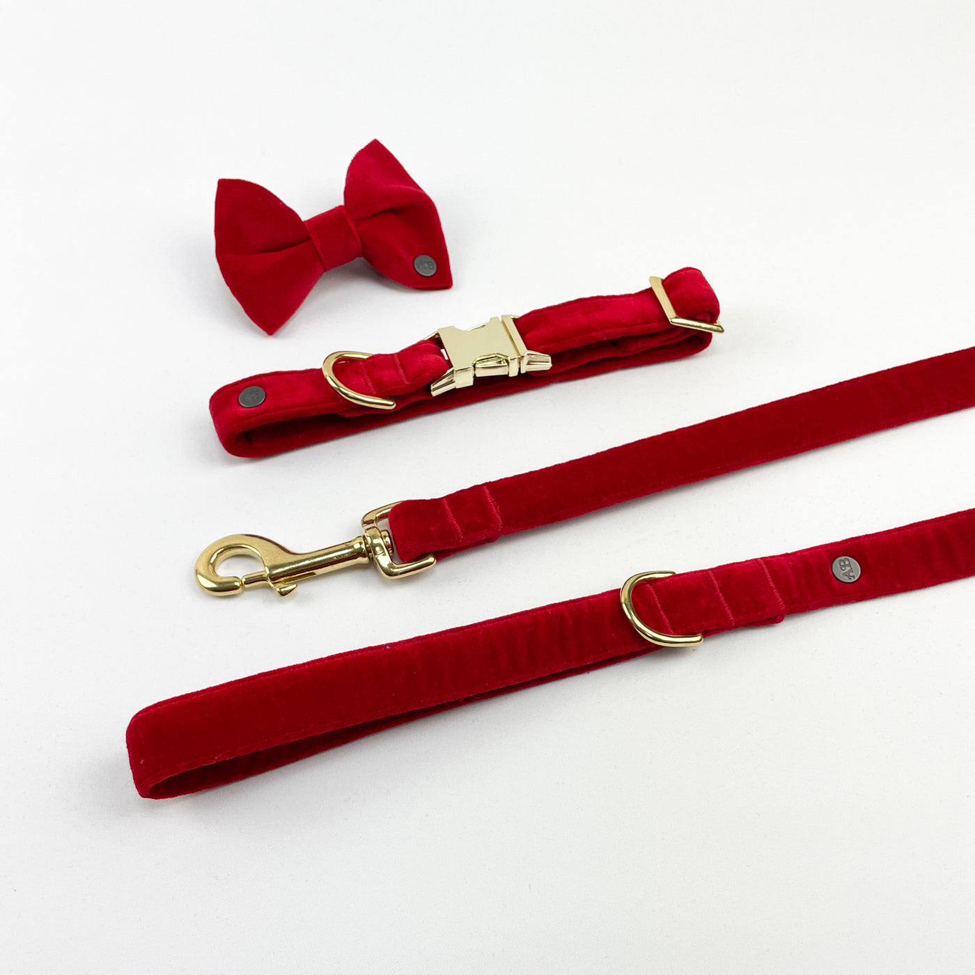 Red velvet dog bow tie, collar and lead set