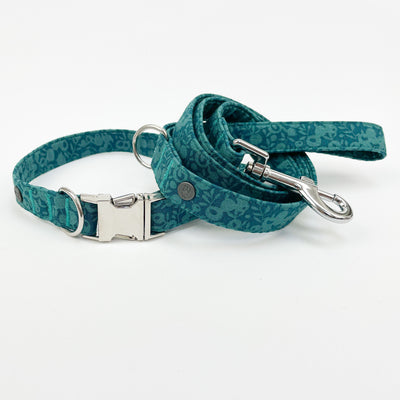 Liberty Autumn Emerald dog lead and matching collar.