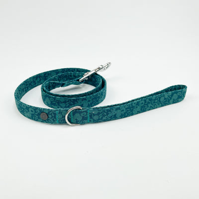 Liberty Autumn Emerald Dog Lead with silver chrome hardware. 