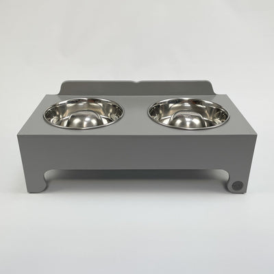Grey medium/ large raised feeder with slow feeding bowls