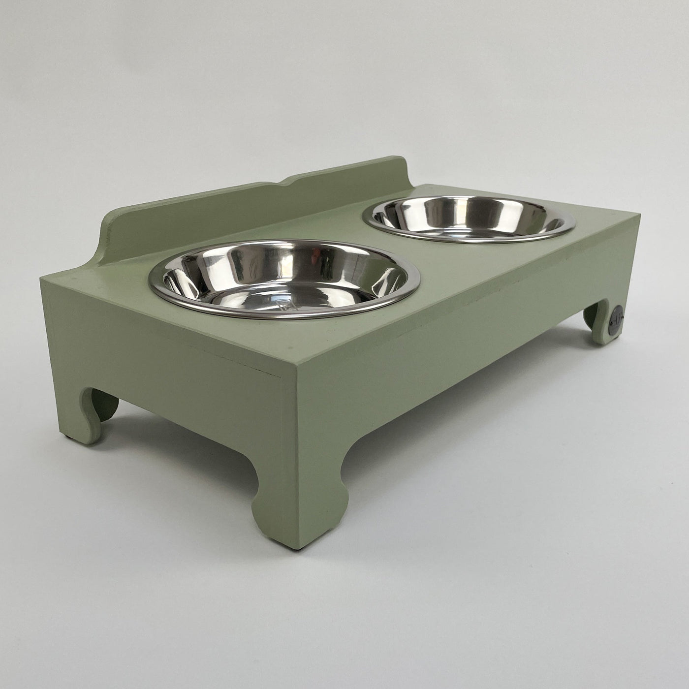 Soft green cat/puppy rasied bowl feeding stand.